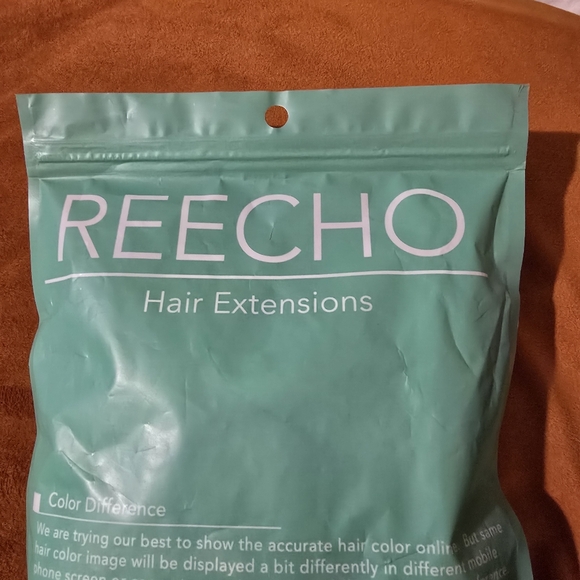 HAIR EXTENSIONS - Picture 8 of 10